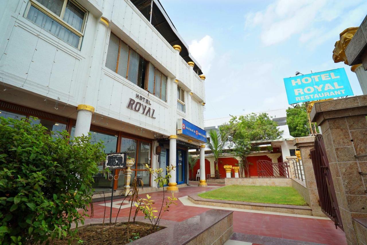Hotel Royal Αχμπανταμπάντ Εξωτερικό φωτογραφία